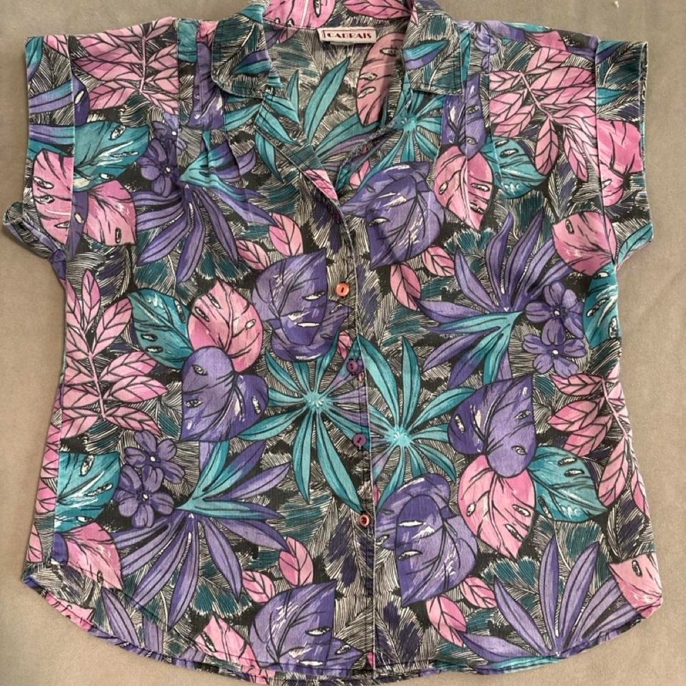 Vintage Cabrais pink, purple, and teal leaf print button-up shirt Size Medium